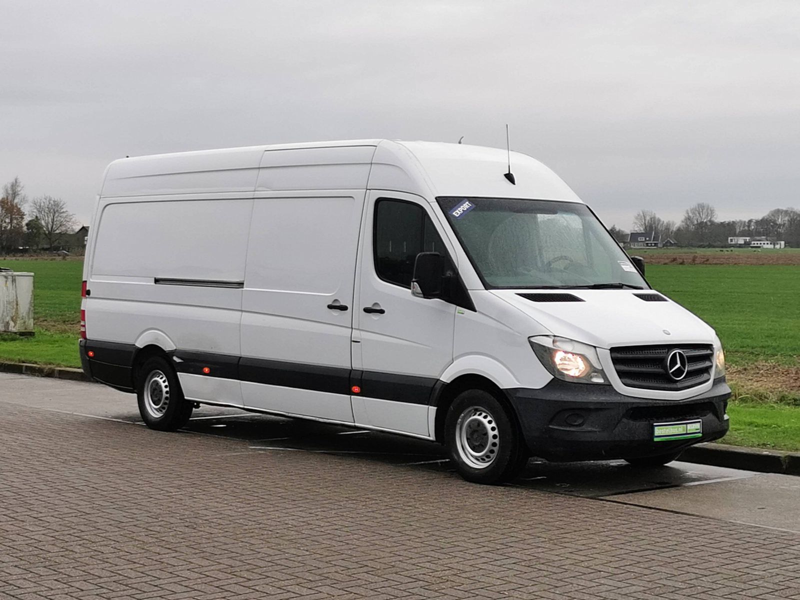Mercedes Sprinter